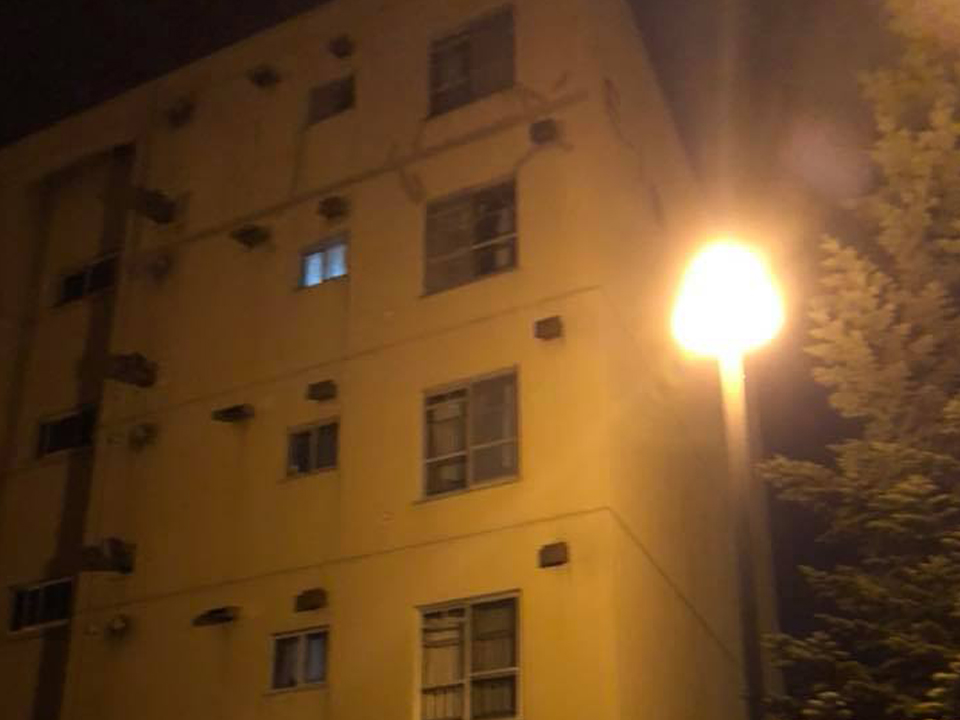 市営住宅で漏水対応