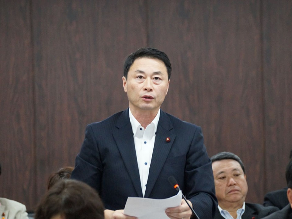 決算特別委員会で「円山動物園の持続可能な運営について」質問をしました