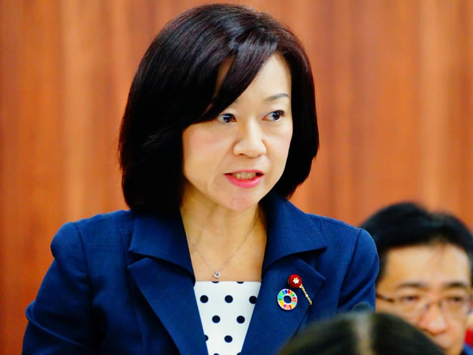 決算特別委員会がスタートし、「持続可能な雪対策」と「震災被災地の復旧」について質問に立ちました