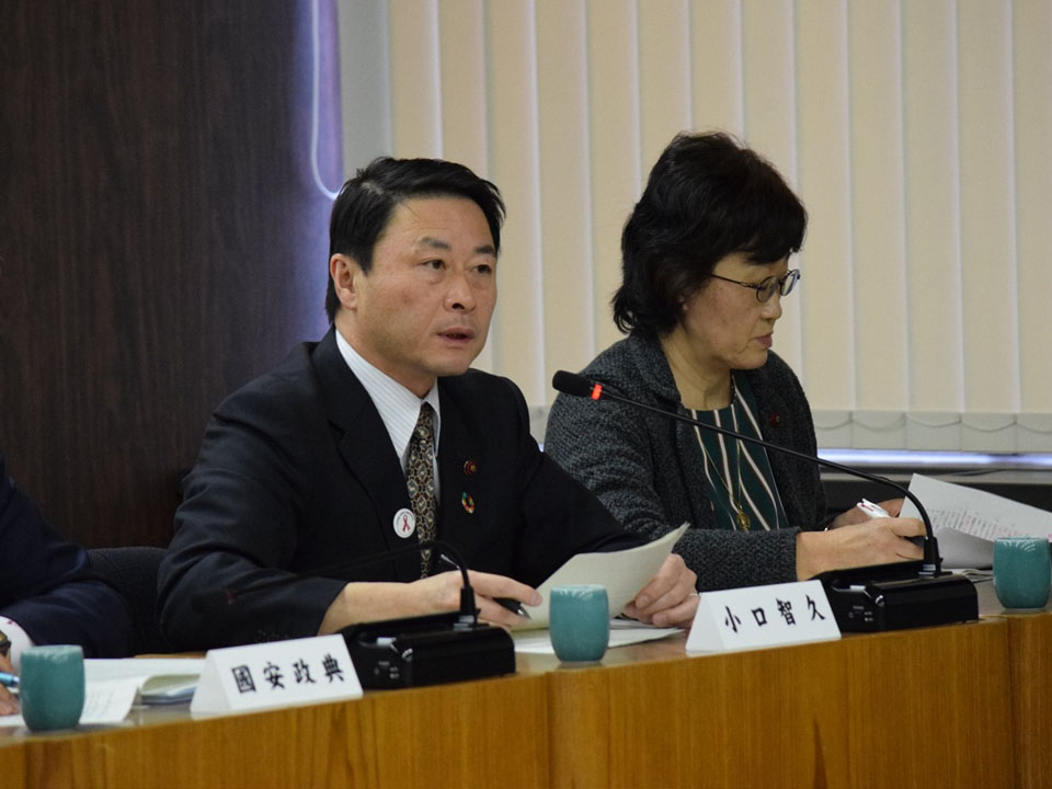 定例市議会総務委員会にて確認質問を行いました