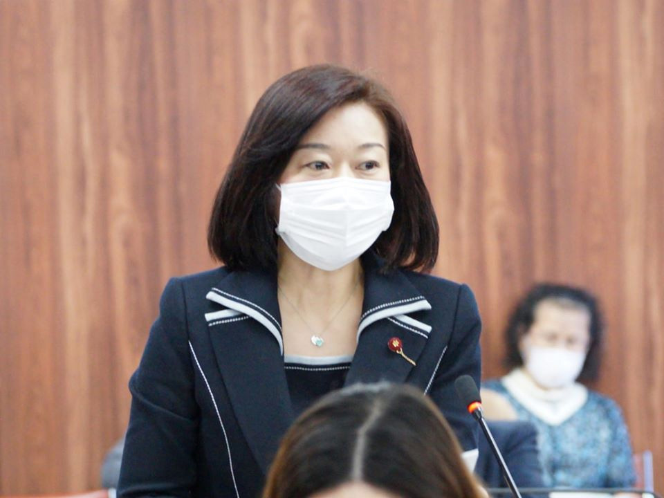 保健福祉局所管の議案審査が行われ、3項目について質問に立たせて頂きました