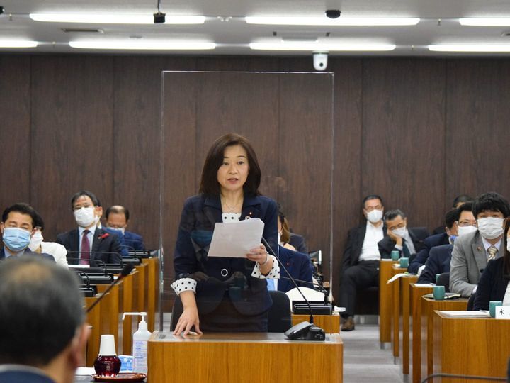 消防局及び環境局所管の決算特別委員会にて、質問に立ちました